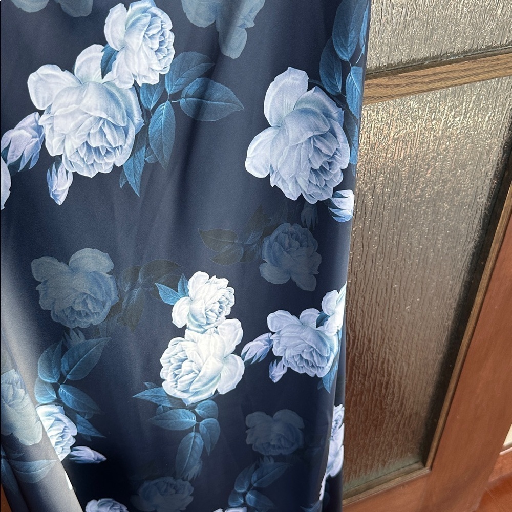 Sachin & Babi Shyla Floral Print Gown size 2 NWT - Picture 8 of 12